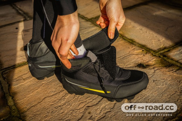 FLR Defender Winter Shoe review | off-road.cc